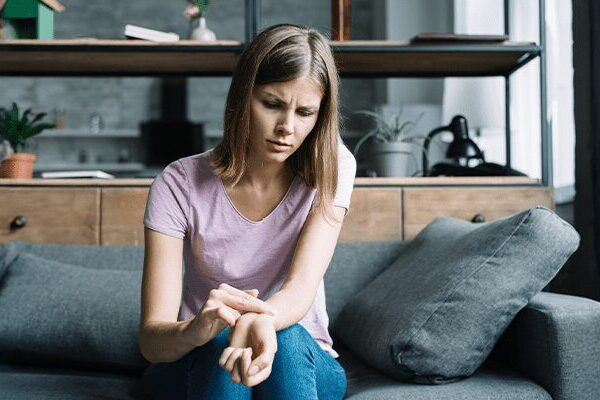 High Uric Acid Symptoms in Females